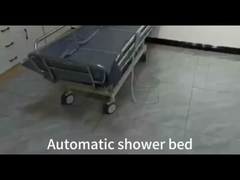 Camas para pacientes en el hospital